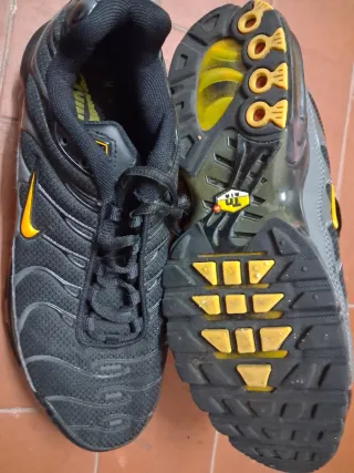 Nike TN Zapatillas Negras Naranja