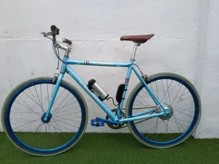 Bicicleta Eléctrica Runner Azul