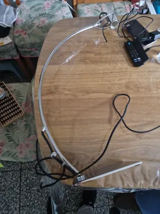 Lámpara de escritorio moderna