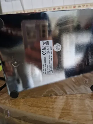 Lámpara de escritorio moderna