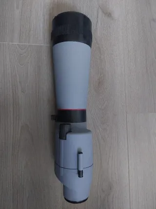 Telescopio terrestre Kowa 824