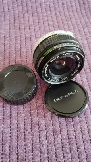 Olympus Zuiko OM-System 28mm f2.8