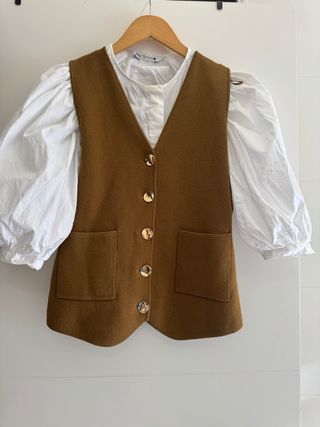 Chaleco Zara Marrón t . m