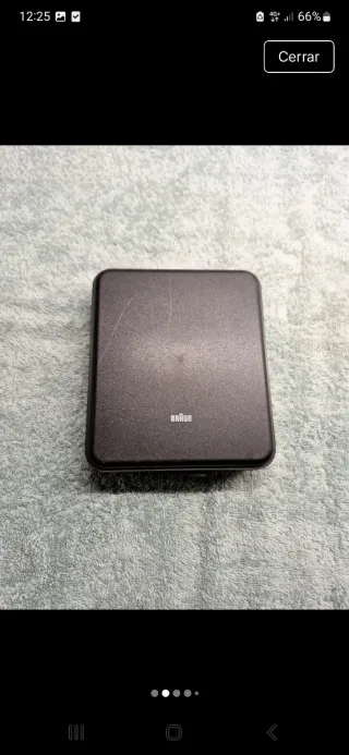 Maquinilla electrica afeitar Braun.