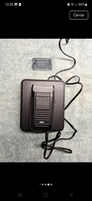 Maquinilla electrica afeitar Braun.