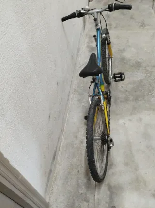 Bicicleta Montaña Ruedas 24" 21 velocidades