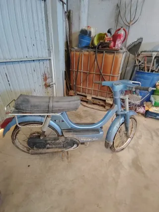 Vespino SC con documentación