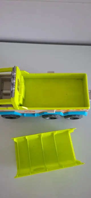 Camión La Patrulla Canina