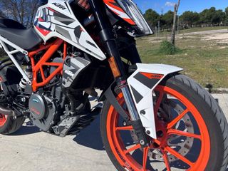 KTM 390 Duke