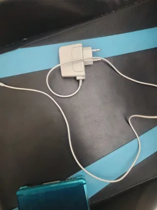 Nintendo 3DS con Pokémon Sol