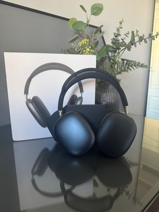 Apple AirPods Max Space Gray