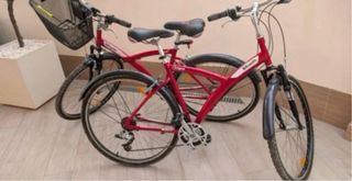 Bicicletas de paseo rojas
