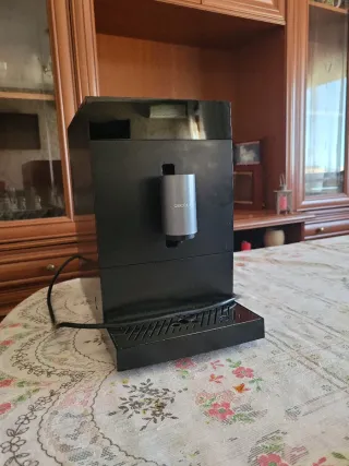 Cafetera Cecotec Cremmaet Compact Negra