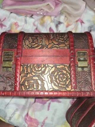 Tre bauli decorativi in tre dimensioni