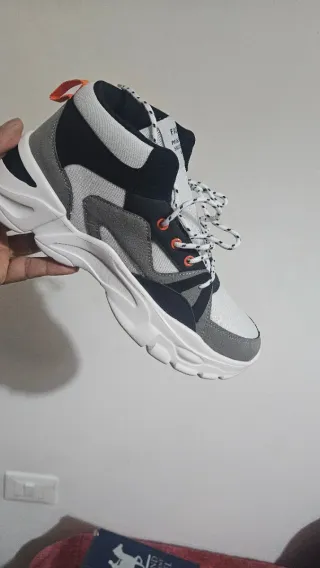 Scarpe sportive uomo donna grigie bianche