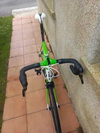 Bicicleta de carretera Trek madone five series