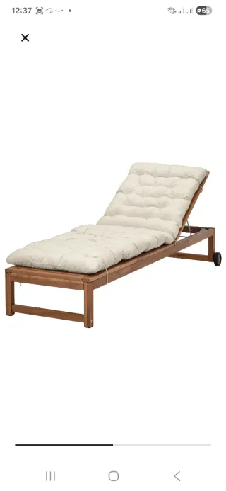 2 Tumbonas Ikea con cojines.