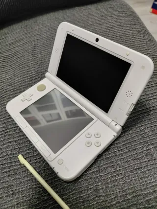 Consola Nintendo 3DS LL Jap Dragon Quest M. 2