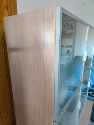 Mueble salón  color roble vitrina