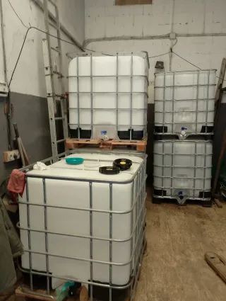 Depósitos IBC 1000L como nuevos