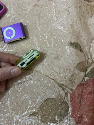 Lettore MP3 Verde e Viola