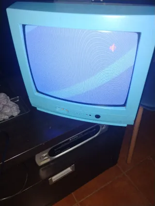 Televisión Sanyo Vintage Azul