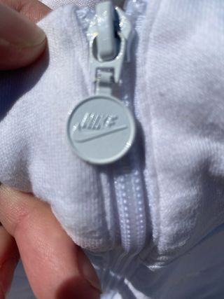 Chaqueta deportiva Nike blanca Talla S