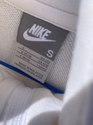 Chaqueta deportiva Nike blanca Talla S