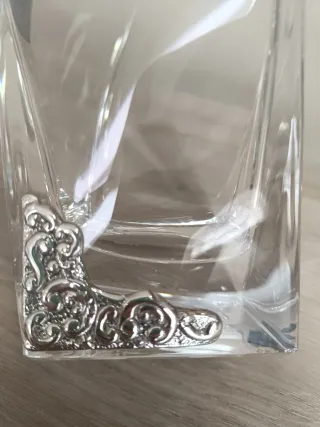 Jarrón italiano de cristal con detalles de plata