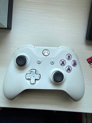 Xbox one x hyperspace 1t special edition