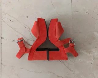 Bimba y Lola Sandalias Ante Naranja Talla 36