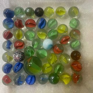 47 canicas cristal de colección, diversos tamaños