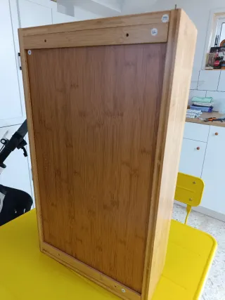 Mueble baño en madera natural con espejo