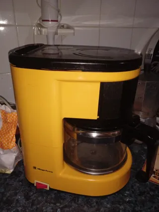 Cafetera Magefesa eléctrica