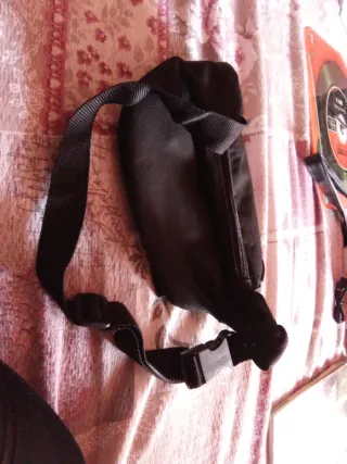 Marsupio nero e beige