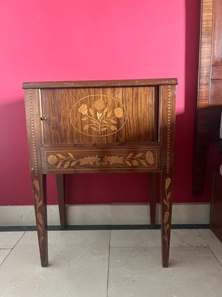 Dormitorio de matrimonio clásico madera