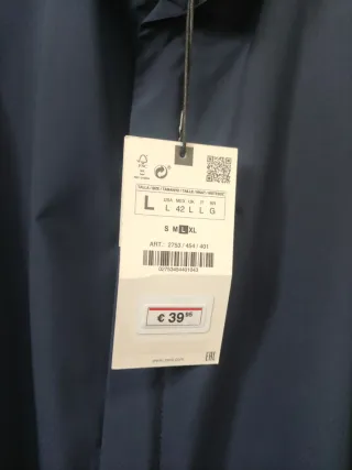 Chaqueta Zara azul marina