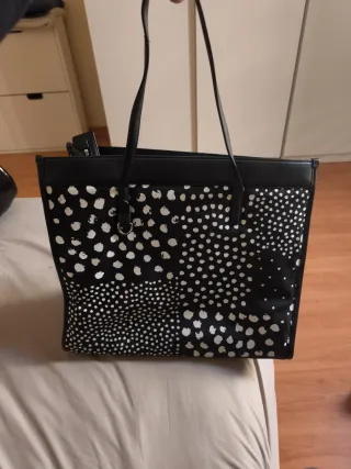 Bolso Karl Lagerfeld Negro y Blanco oferta hoy 65