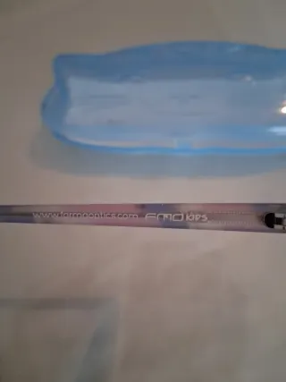 Gafas moradas para niña con estuche