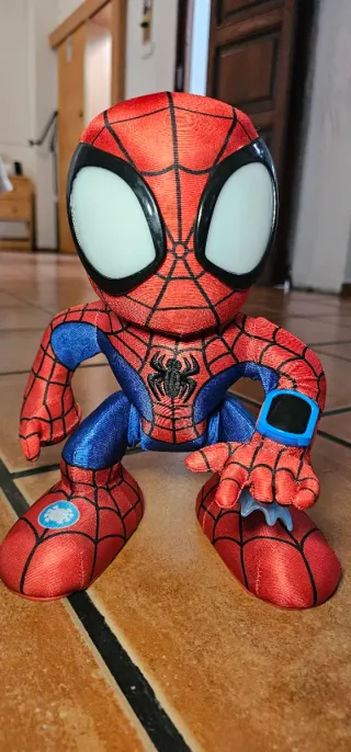 Peluche Spidey Interactivo