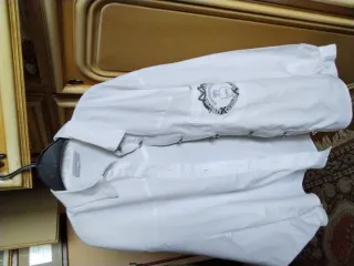 Camicia donna bianca con stemma