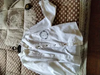 Camicia donna bianca con stemma