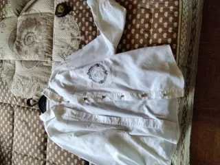 Camicia donna bianca con stemma