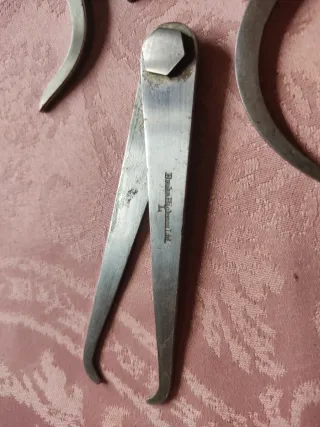 Herramientas de medición (compás)