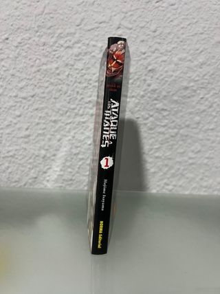 ATAQUE A LOS TITANES 1