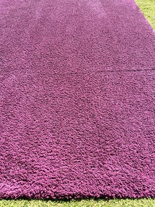 Alfombra grande pelo corto púrpura