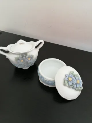 Piccoli porta gioie in ceramica decorati