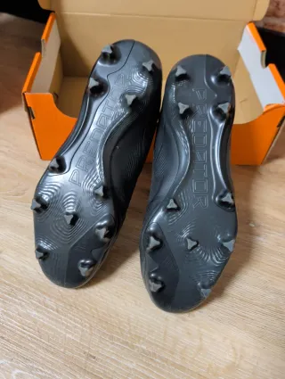 Zapatillas de fútbol Adidas Predator negras