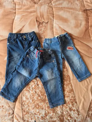 Pantaloni jeans bimbo taglia 9 mesi