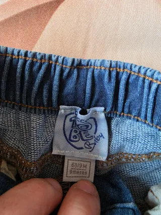 Pantaloni jeans bimbo taglia 9 mesi
